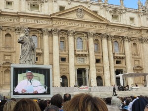 With a gazillion people in the audience, Jumbotrons are essential.