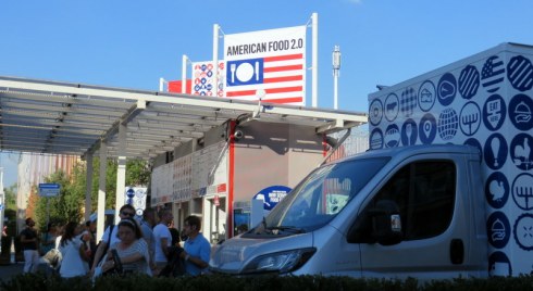 Food Truck Nation. Yup, American food sold from trucks. Pretty good idea, we thought!